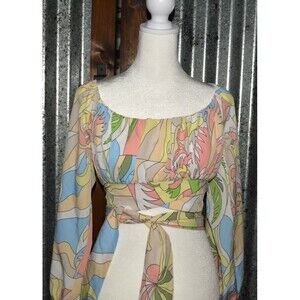 Milk & Honey Crop Top Sz Med / Versatile / Colorful / So Cute / EUC
